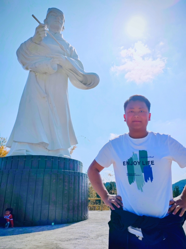 伏王虎的第一张照片--济南相亲服务中心