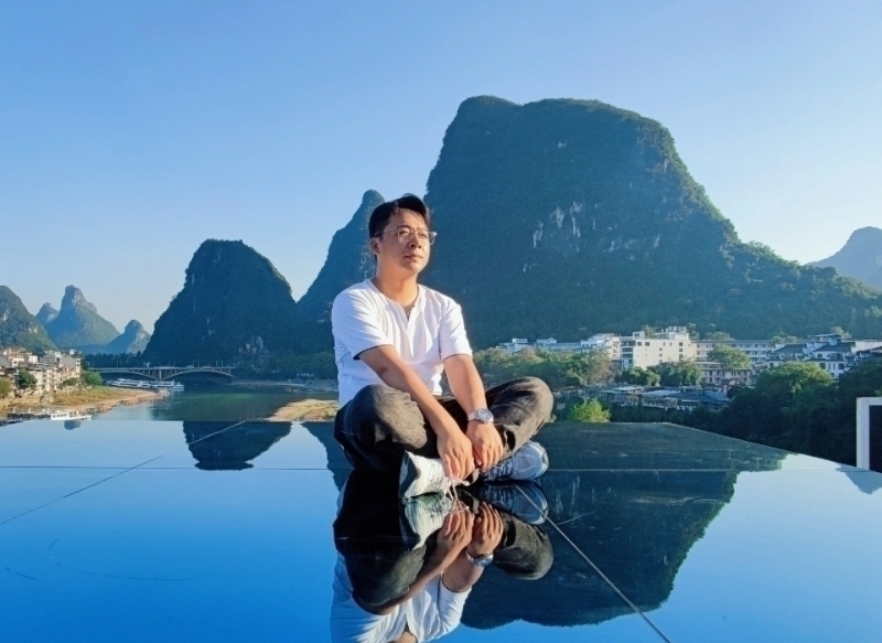 墨痕的第一张照片--济南相亲服务中心