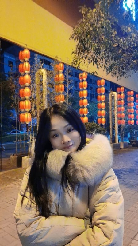 伊伊的第二张照片--济南相亲服务中心