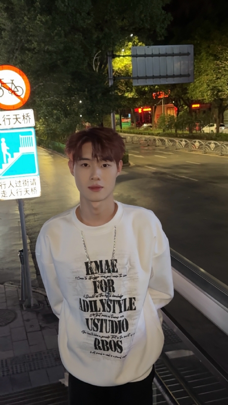 与宇的第一张照片--济南相亲服务中心