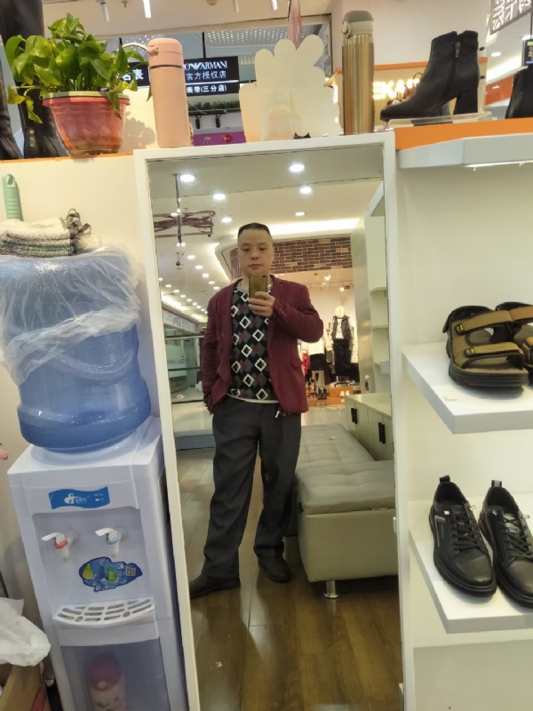 真诚征婚的第四张照片--济南相亲服务中心