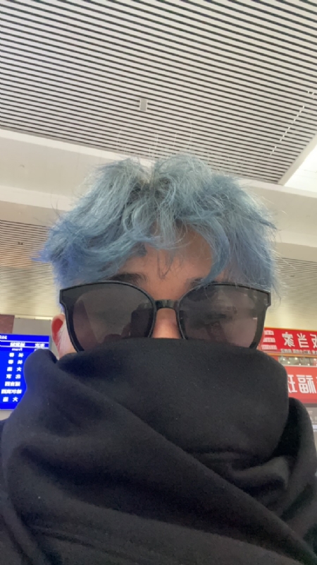 平行线的第一张照片--济南相亲服务中心