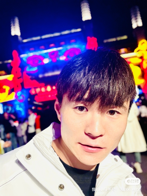 两年又三年的第二张照片--济南相亲服务中心