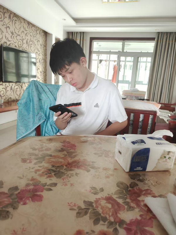 铁在烧的第一张照片--济南相亲服务中心
