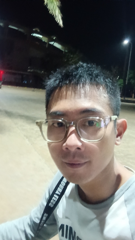 龙龙的第一张照片--济南相亲服务中心