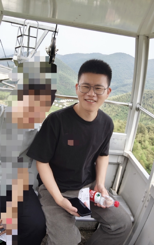 奔奔笨笨的第三张照片--济南相亲服务中心