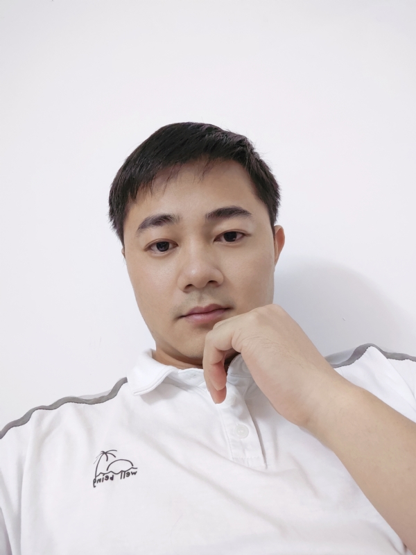啊良的第一张照片--济南相亲服务中心