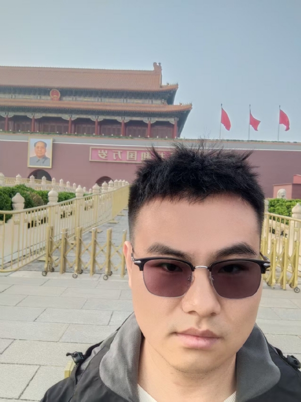 喧嚣的风的第一张照片--济南相亲服务中心