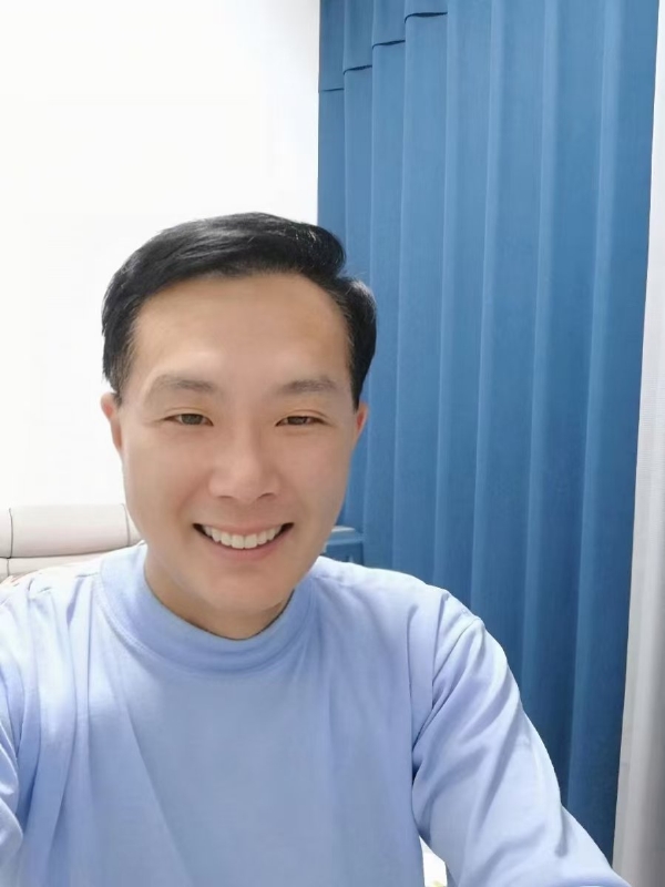 枫叶的第三张照片--济南相亲服务中心