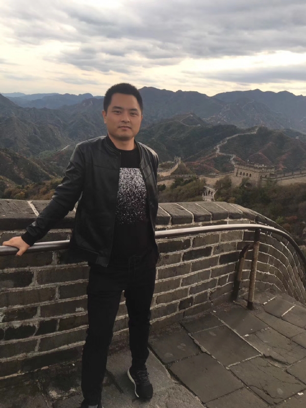 海阔天空的第一张照片--济南相亲服务中心