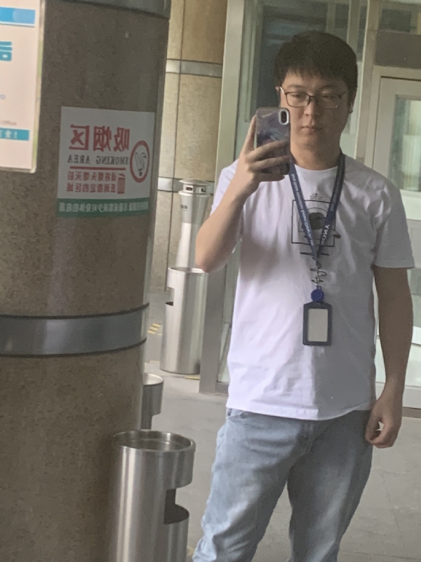 潜伏的第一张照片--济南相亲服务中心