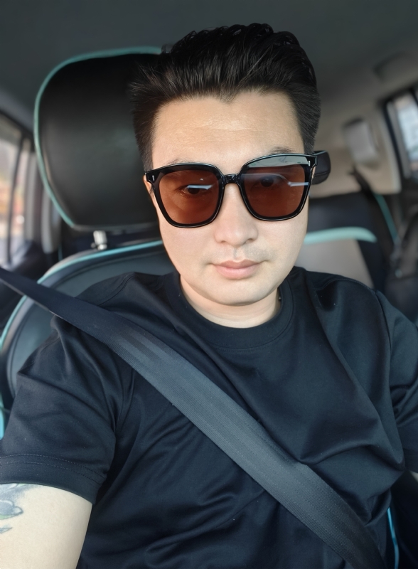 凡哥的第一张照片--济南相亲服务中心