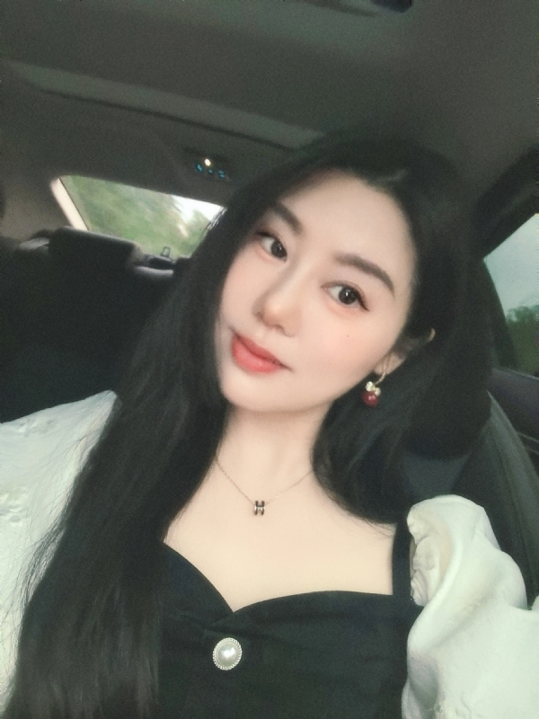 潇潇暮雨的第一张照片--济南相亲服务中心