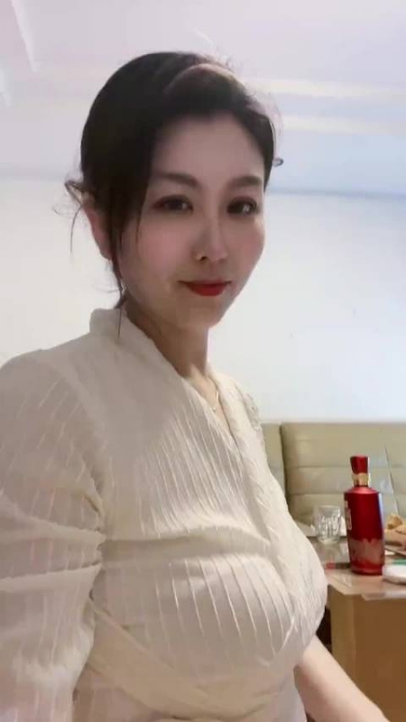 钕钕的第一张照片--济南相亲服务中心