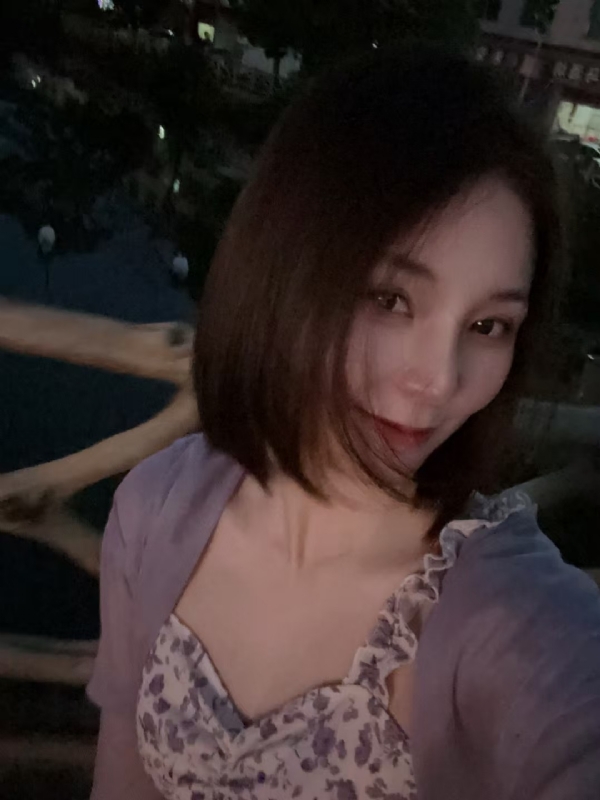 小小的第三张照片--济南相亲服务中心