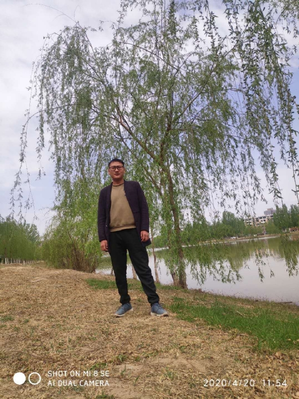 风中的烟头的第一张照片--济南相亲服务中心