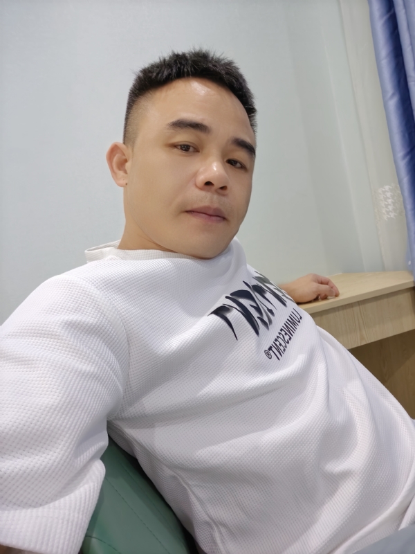 下一站的我的第二张照片--济南相亲服务中心