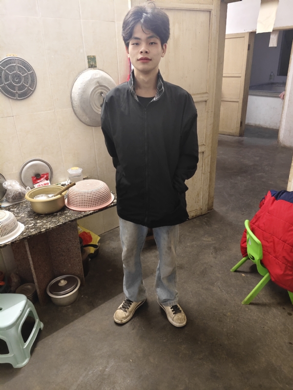 铭泽的第一张照片--济南相亲服务中心