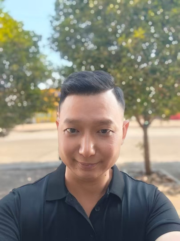 巷子里的猫的第一张照片--济南相亲服务中心