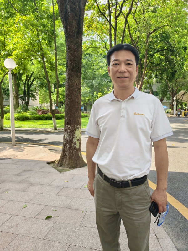 哈哥的第一张照片--济南相亲服务中心