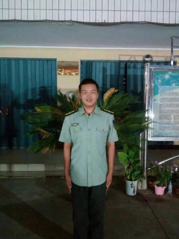 程程的第一张照片--济南相亲服务中心