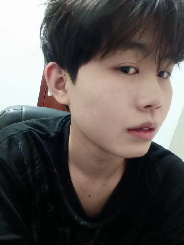 小鱼的第一张照片--济南相亲服务中心