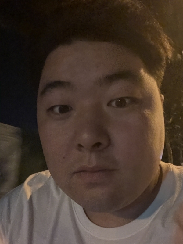 丹尼的第一张照片--济南相亲服务中心