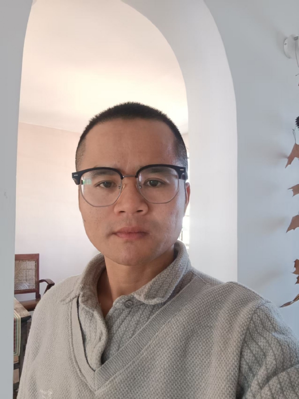 戴戴的第二张照片--济南相亲服务中心