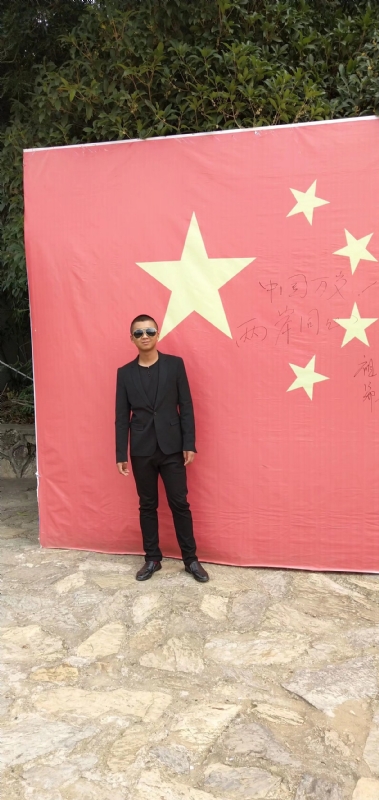 奔腾的小乌鸦的第一张照片--济南相亲服务中心