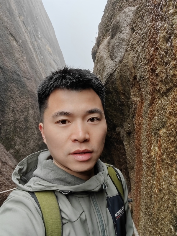 讲不出再见的第四张照片--济南相亲服务中心