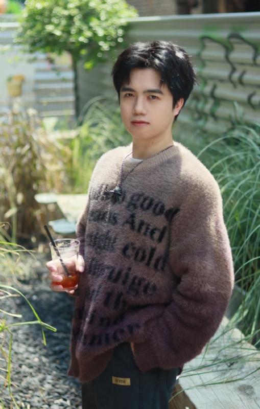 檐下雨的第一张照片--济南相亲服务中心