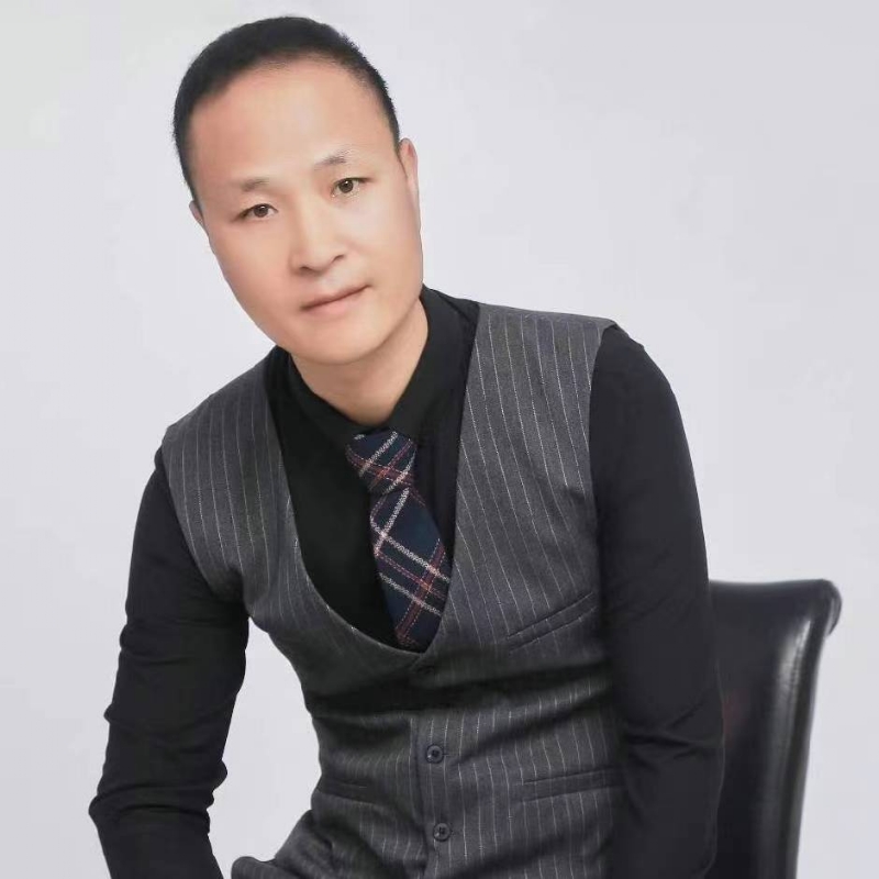 子昂的第二张照片--济南相亲服务中心