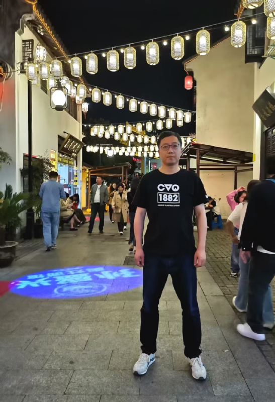 张楚岚的第一张照片--济南相亲服务中心