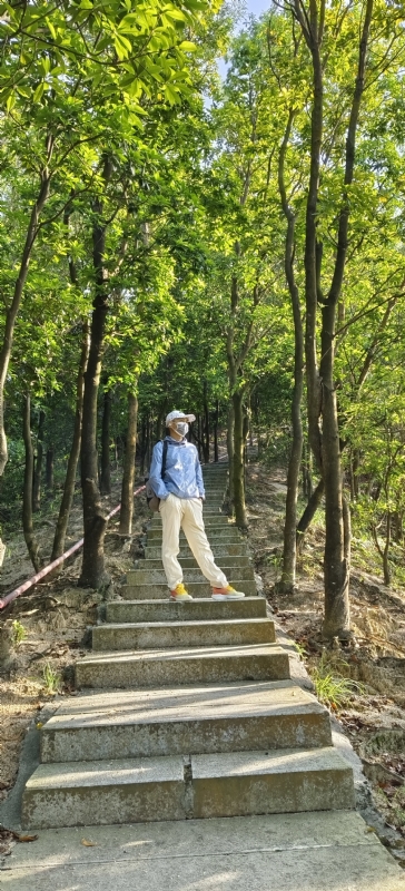 书衣的第三张照片--济南相亲服务中心