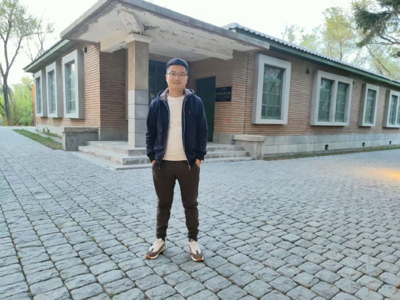 成成的第二张照片--济南相亲服务中心