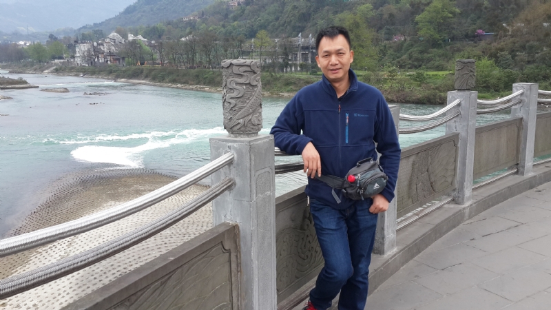 上下求索的第一张照片--济南相亲服务中心